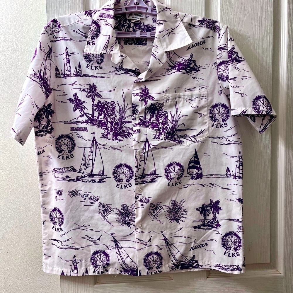 Malihini Hawaii Elks Lodge Shirt Men XL Vintage 70s White Purple Hawaiian BPOE